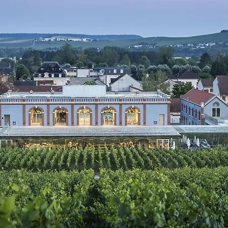 Le De L'echappee Champenoise