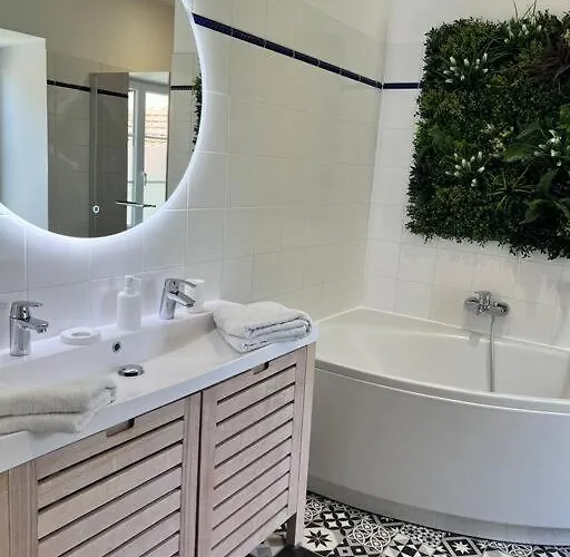 Βίλα Le De L'echappee Champenoise